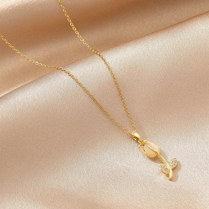 Collar Tulipán con Zircón Brillante Estilo Bohemio