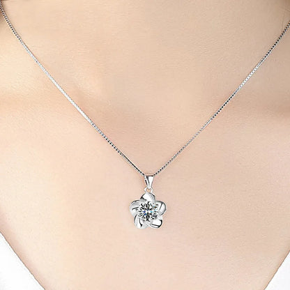 Collar Elegante De Plata S925 Con Diamantes Y Patrón Bohemio De Flor